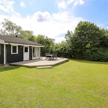 בית נופש 6 Person In *